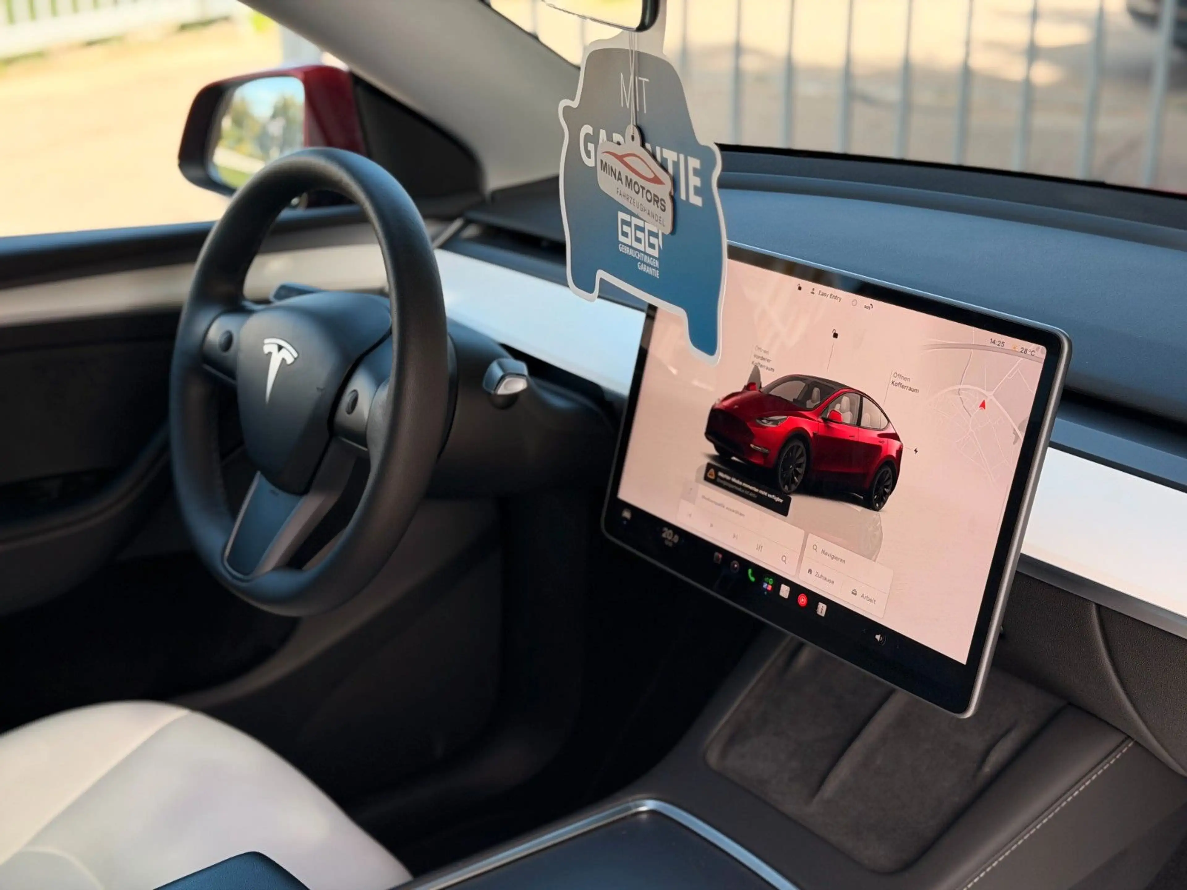 Tesla Model Y RWD 1.Hand Mwst. SOH — photo 15
