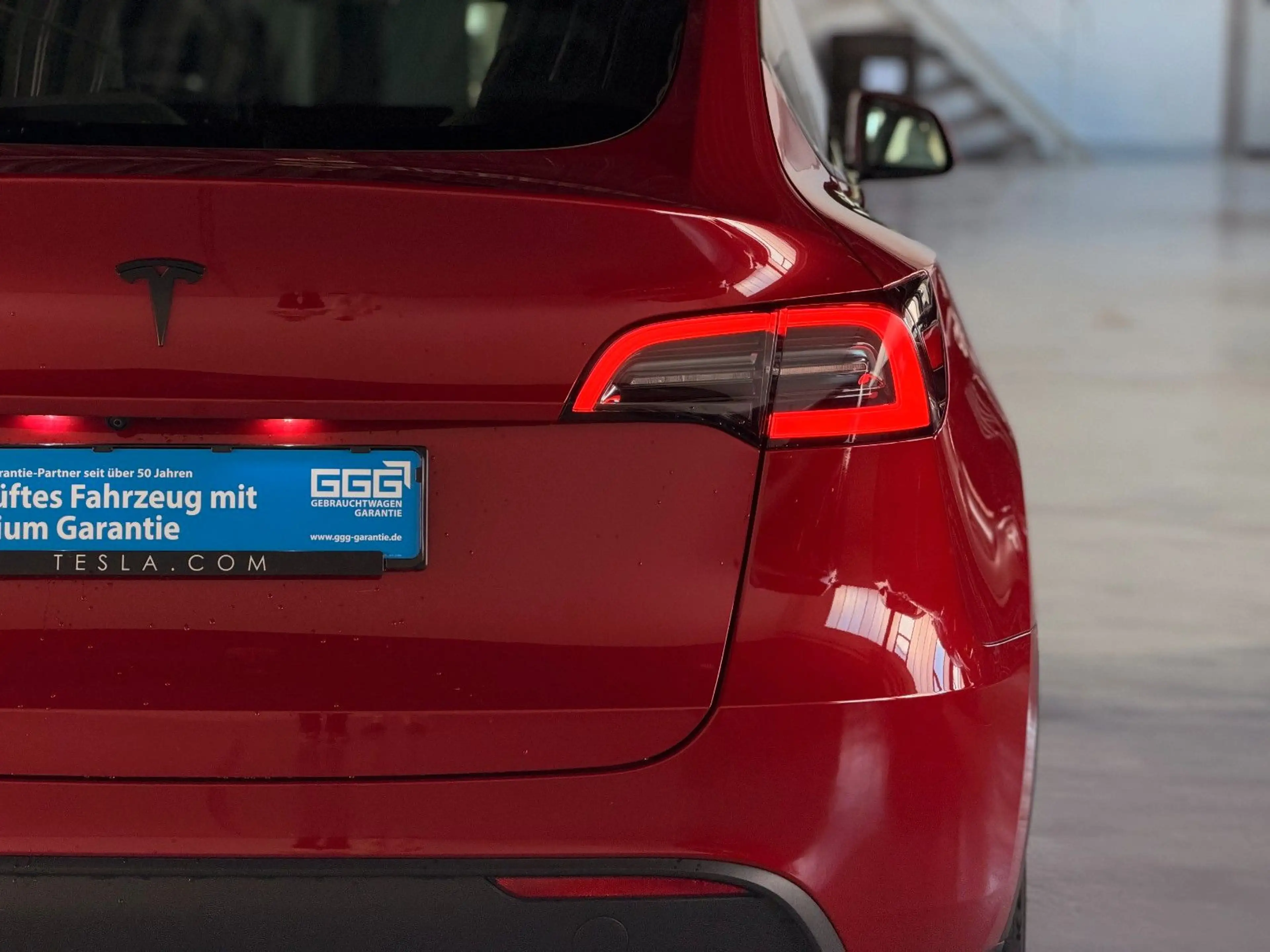 Tesla Model Y RWD 1.Hand Mwst. SOH — photo 10