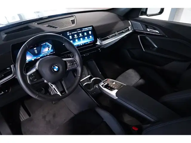 BMW X1 view 10