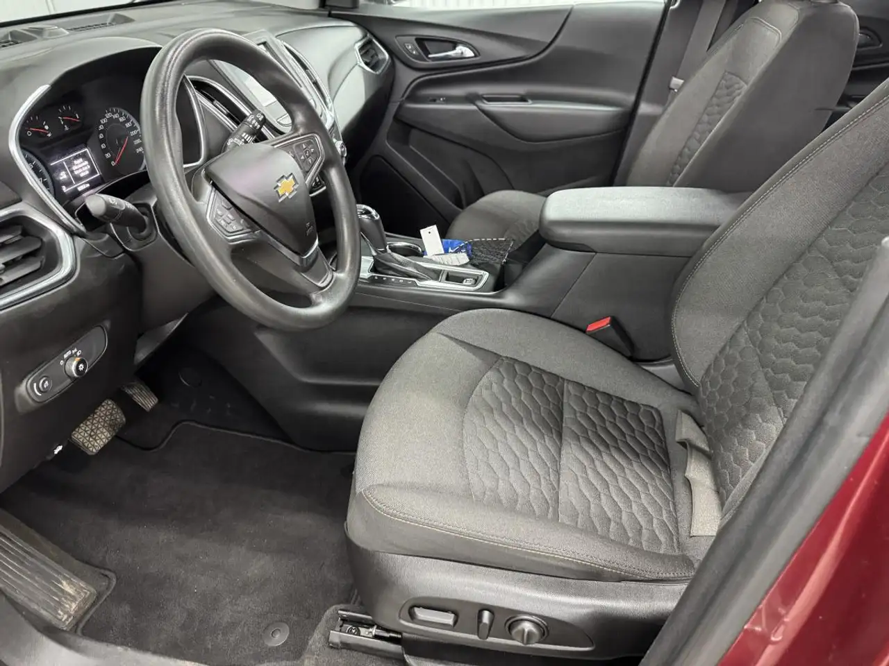 Chevrolet Equinox снимка Chevrolet Equinox