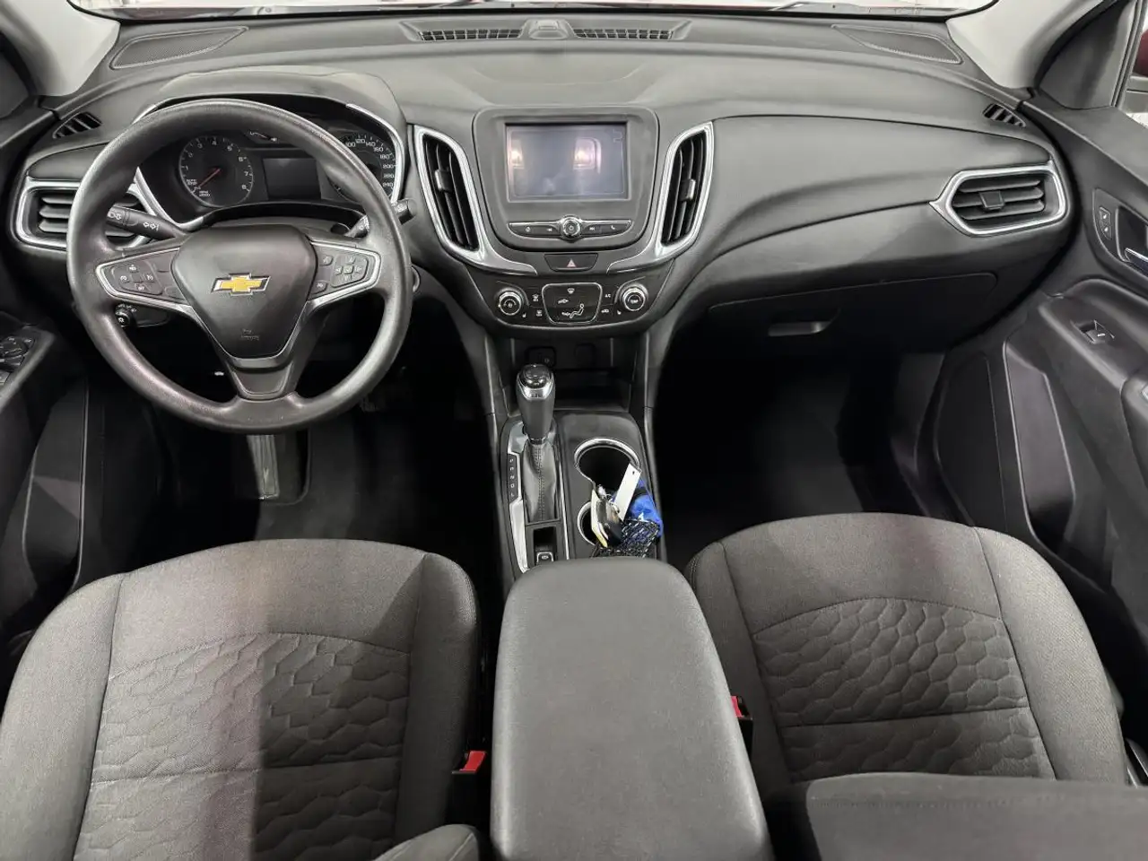 Chevrolet Equinox снимка Chevrolet Equinox