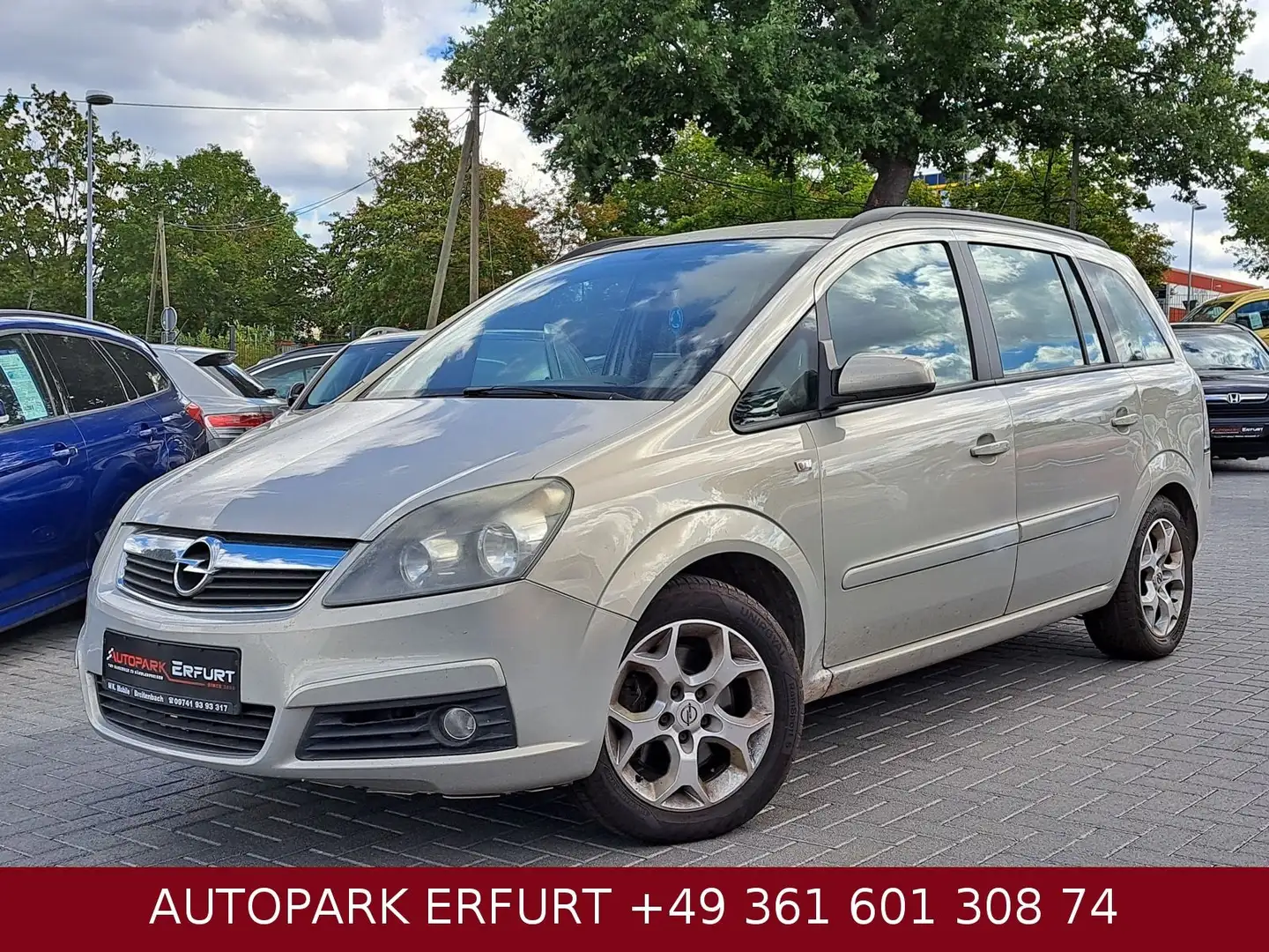 Opel Zafira B Edition 7 Sitzer*Klima*Temp*Navi*Phone Gris - 1