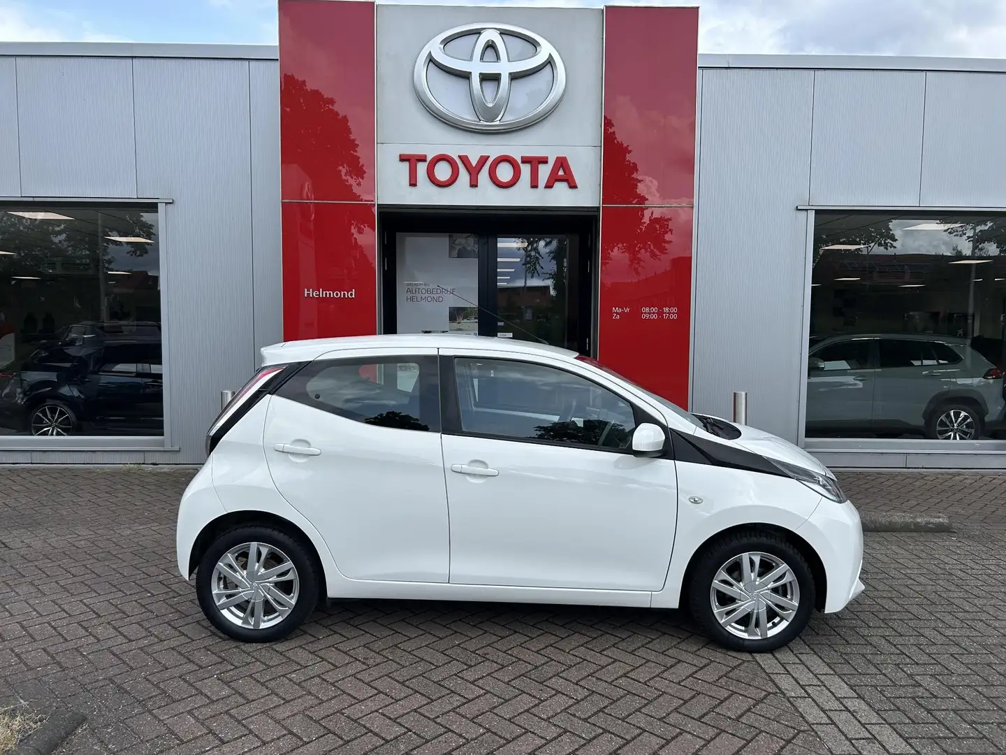 Toyota Aygo 1.0 VVT-i x-play Blanco - 2