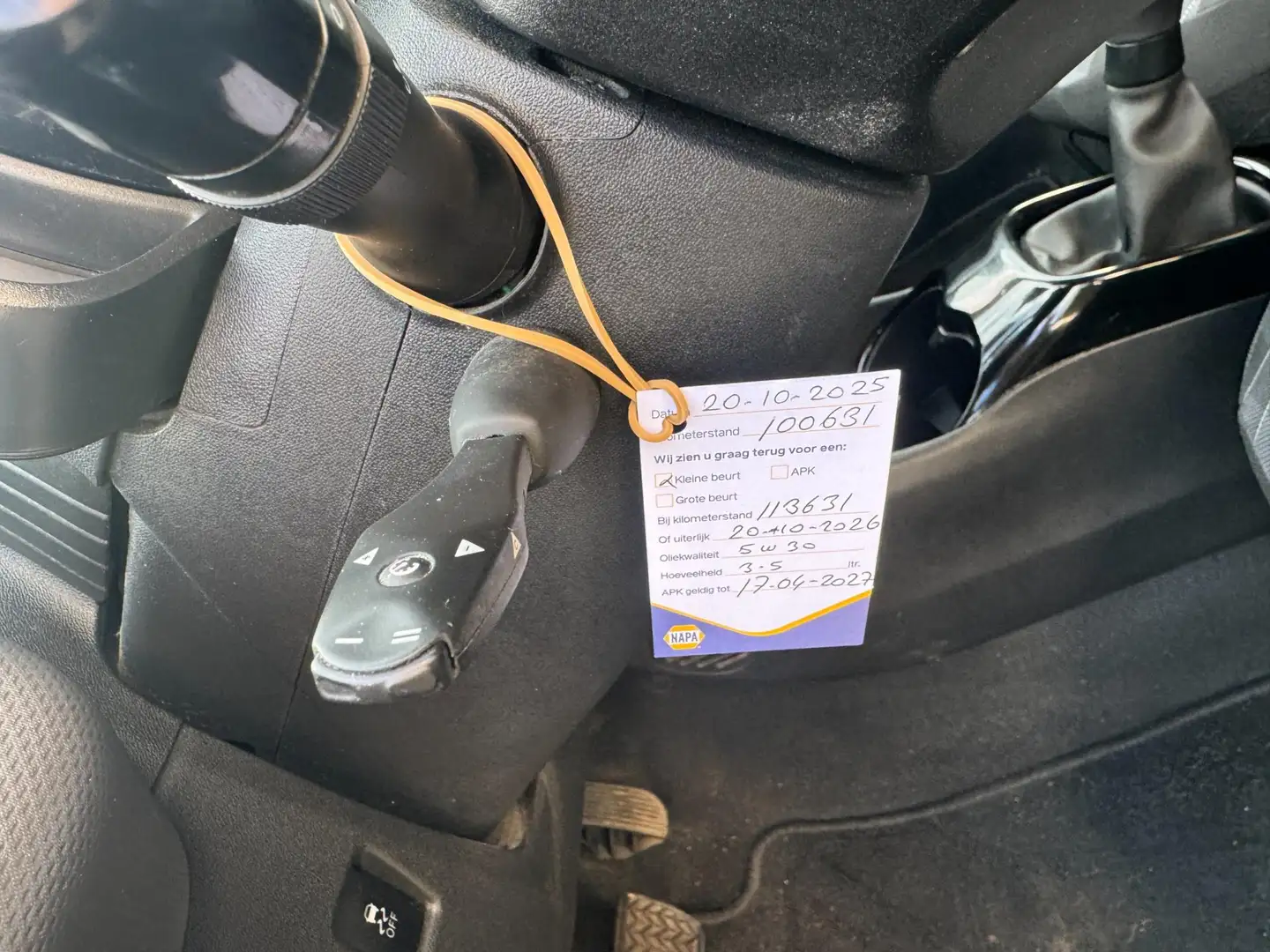 Peugeot 108 1.0 e-VTi Allure AIRCO ORG 100631 KM NAP LUXE UITV Zwart - 2