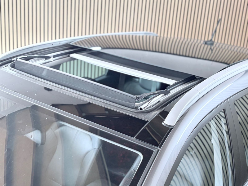 Hyundai iX35 Premium AWD Automatik/ Pano/ SHZ/ Tempomat — photo 6