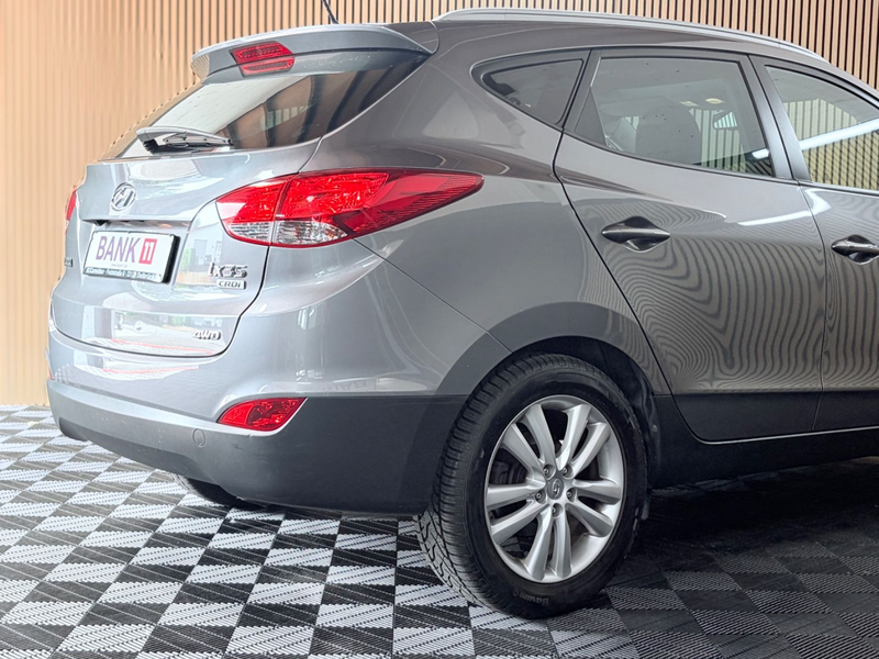 Hyundai iX35 Premium AWD Automatik/ Pano/ SHZ/ Tempomat — photo 14