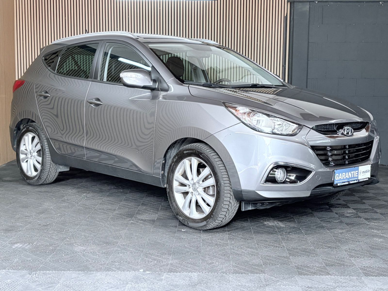 Hyundai iX35 Premium AWD Automatik/ Pano/ SHZ/ Tempomat — photo 11