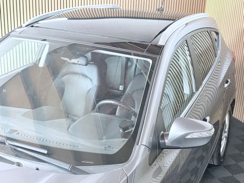 Hyundai iX35 Premium AWD Automatik/ Pano/ SHZ/ Tempomat — photo 5