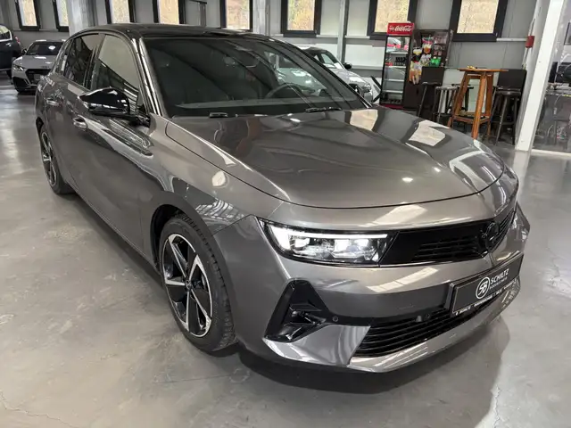 Opel Astra 1.5 GS Autom