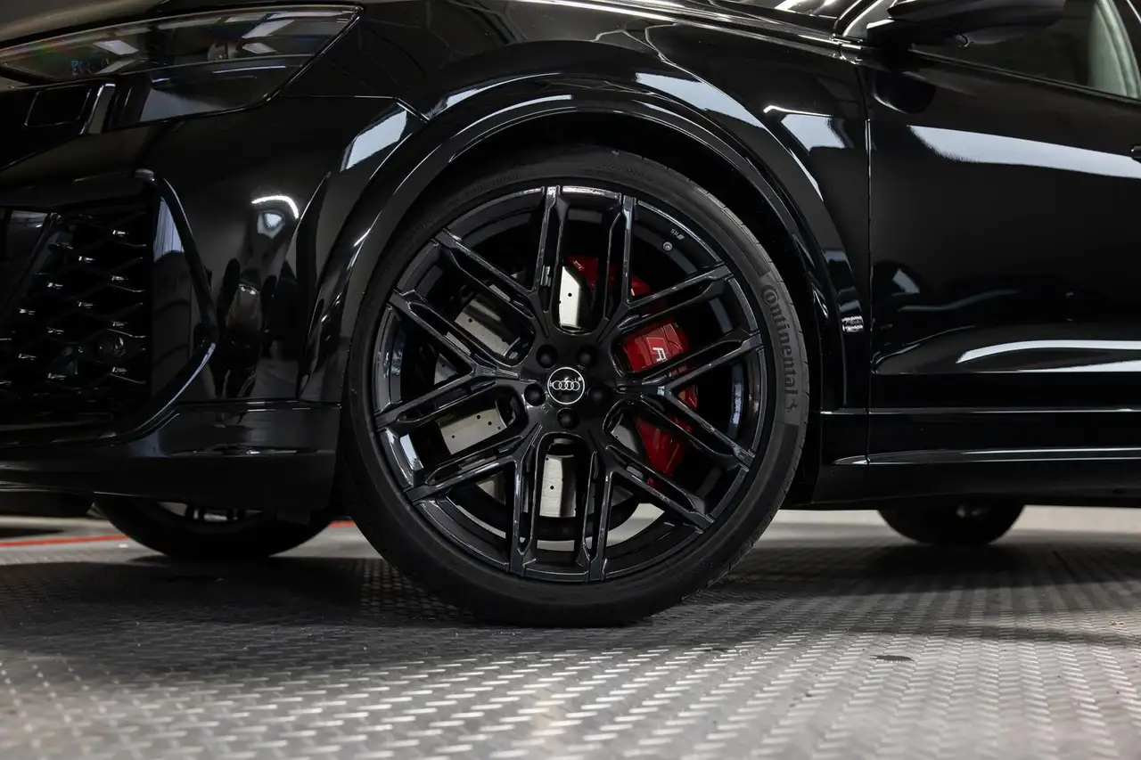 Audi RS Q8 RSQ8 4.0 TFSI quattro B&O PANO RS-AGA AHK STH 16
