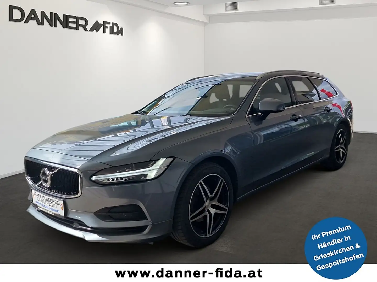 Volvo V90 D3 Momentum (SOFORT-VERFÜGBAR) Grau - 1