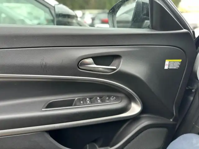 Jeep Avenger view 16