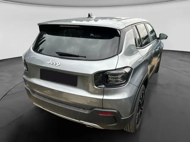 Jeep Avenger view 4