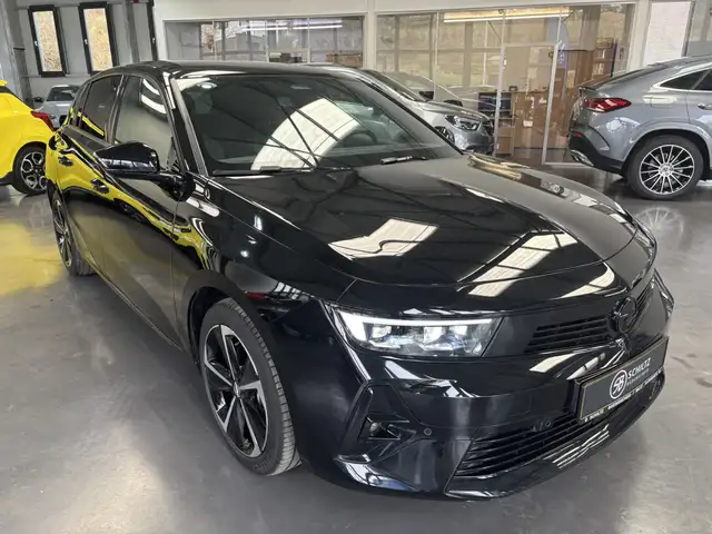 Opel Astra 1.5 GS Autom