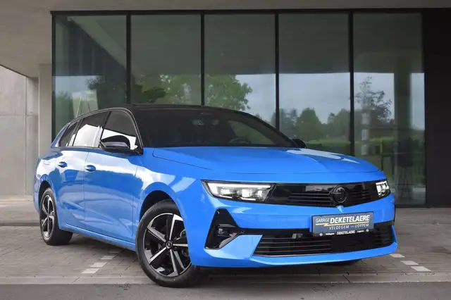 Opel Astra view 5