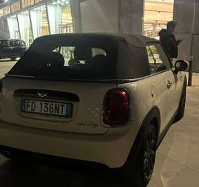 Mini IV F57 2016 Cabrio 1.5