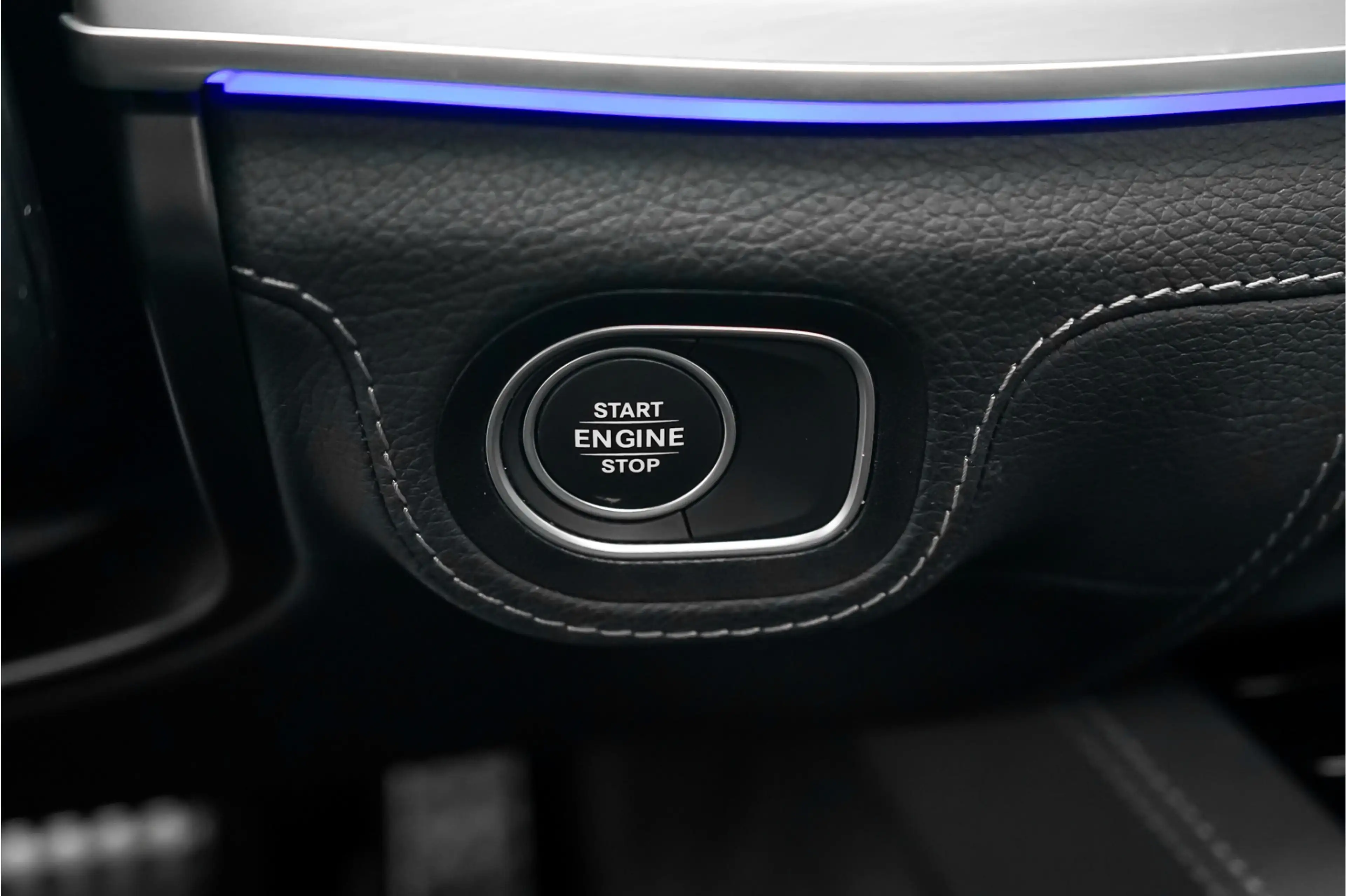 Mercedes-Benz GLE 350 e 4MATIC AMG Premium Plus Pano Distronic+ Burmeste — photo 32