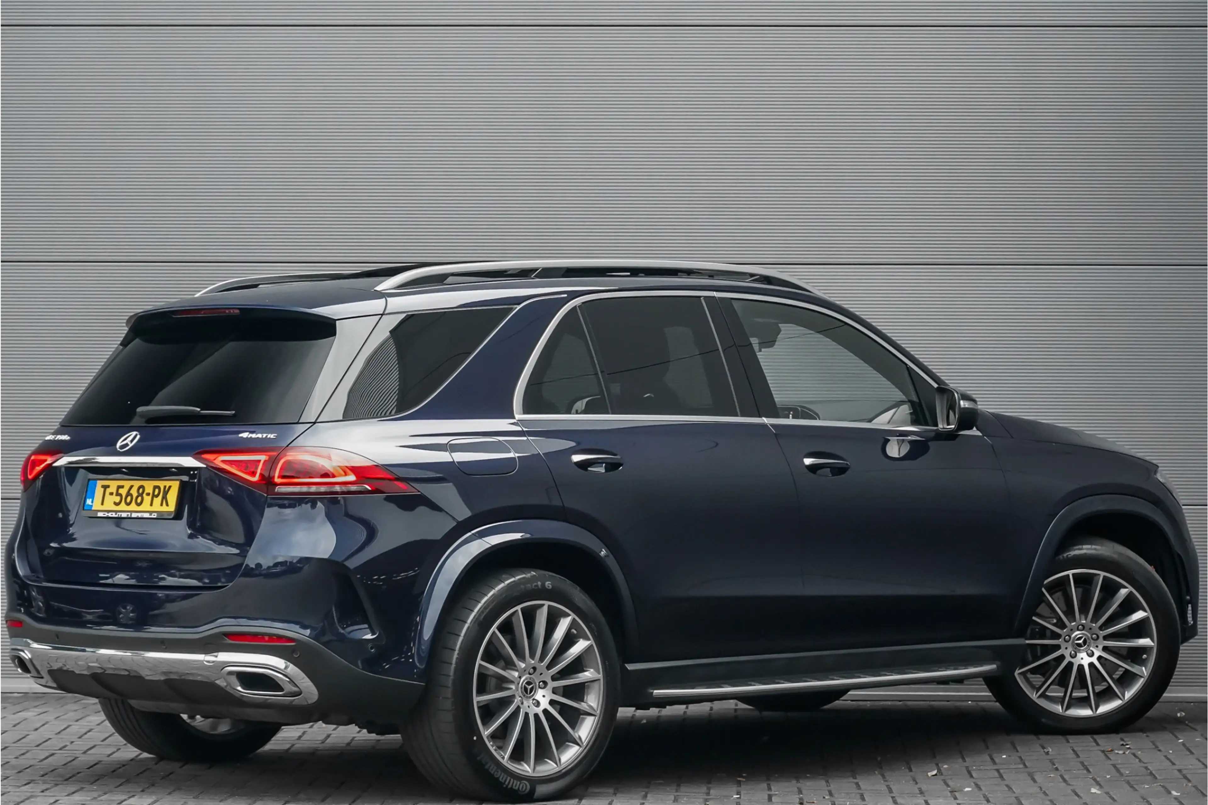 Mercedes-Benz GLE 350 e 4MATIC AMG Premium Plus Pano Distronic+ Burmeste — photo 14