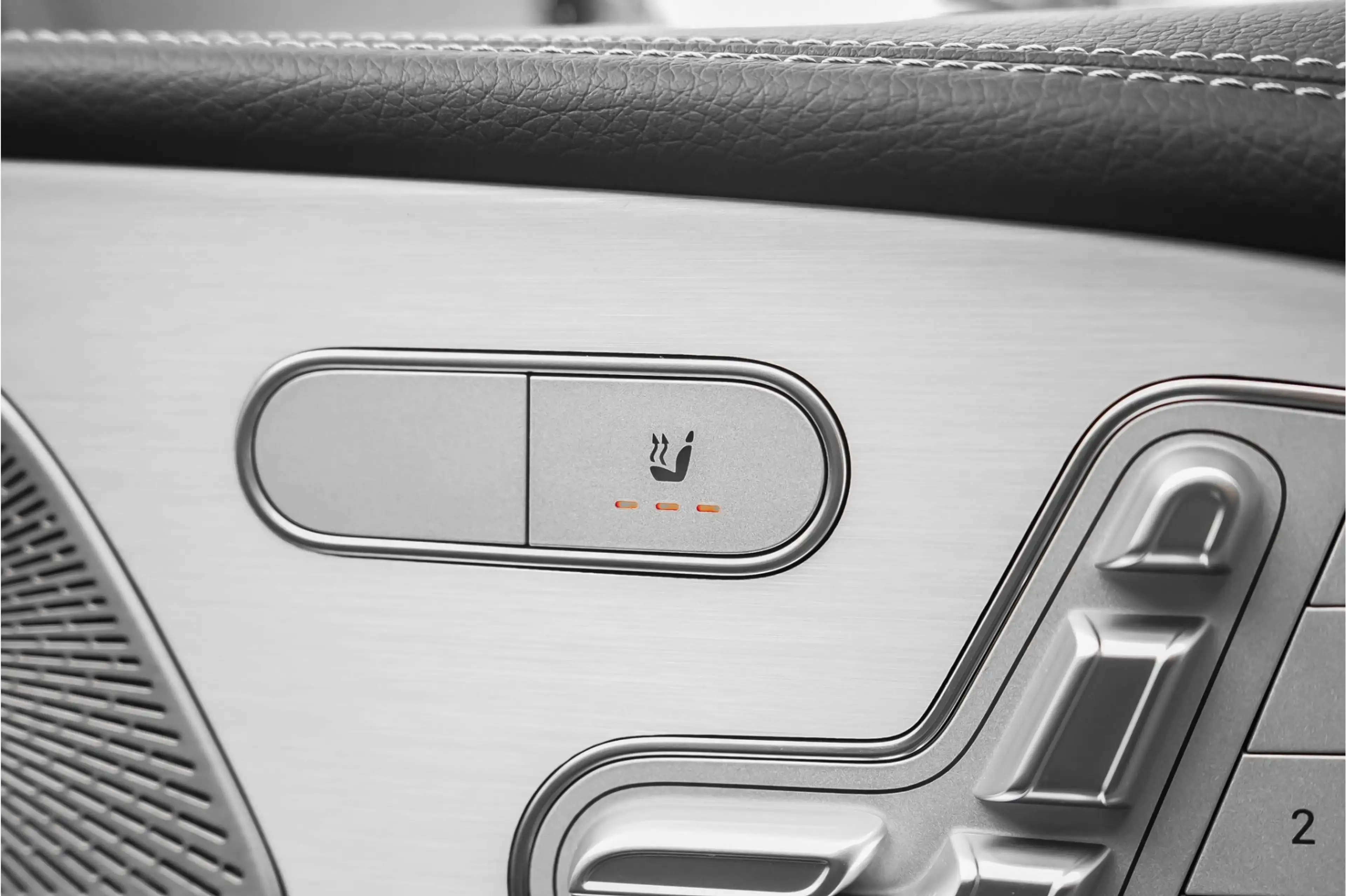 Mercedes-Benz GLE 350 e 4MATIC AMG Premium Plus Pano Distronic+ Burmeste — photo 37