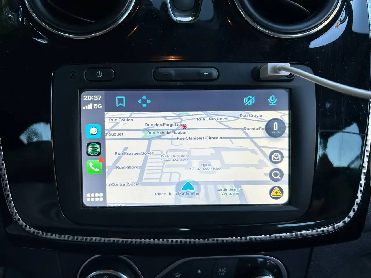 Dacia Sandero Sandero Stepway — photo 14