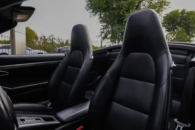 Porsche 991 view 11
