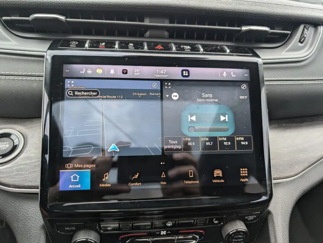 Jeep Grand Cherokee снимка Jeep Grand Cherokee