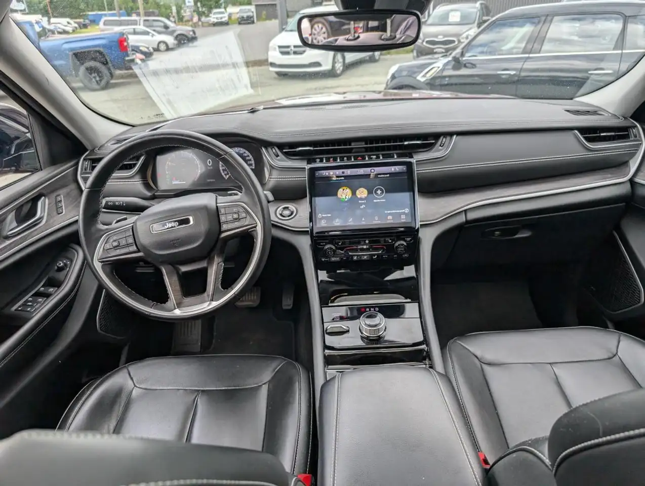 Jeep Grand Cherokee снимка Jeep Grand Cherokee