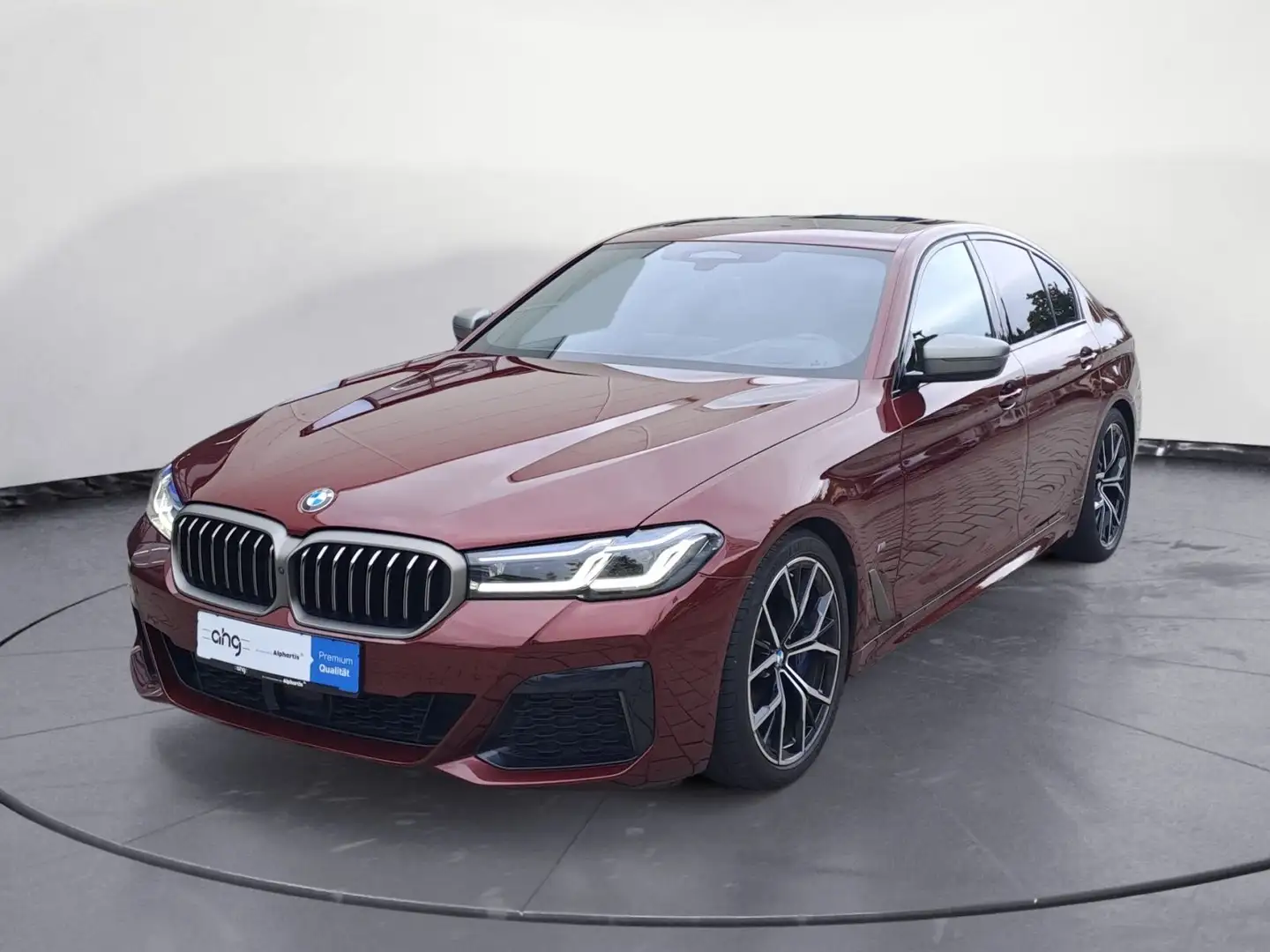 BMW 550 i xDrive Innovationsp. Sport Aut. Standhzg. Rood - 2