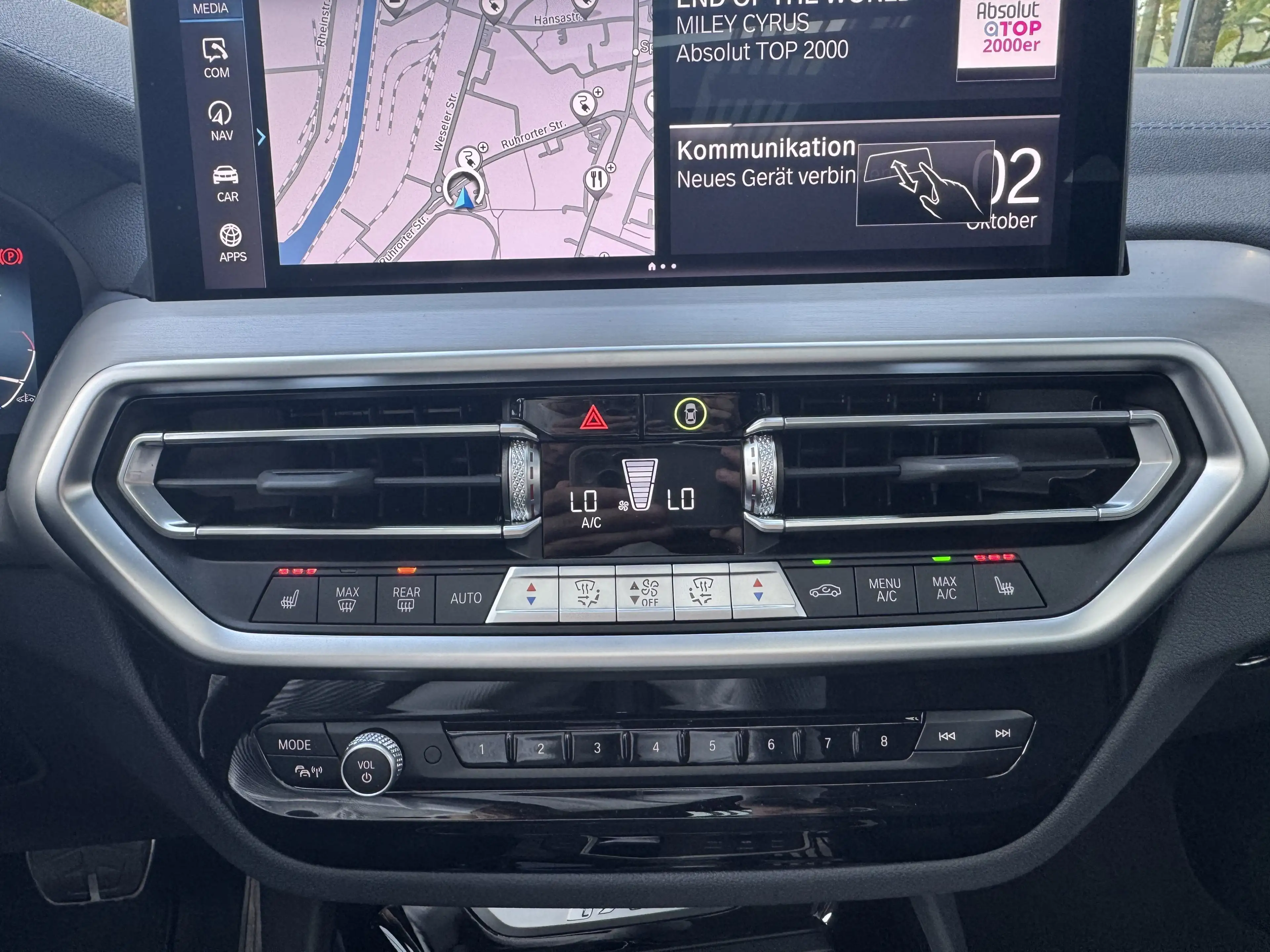 BMW iX3 M Sport Impressive h&k Ad-Led DA-Pro PA+ HuD — photo 16