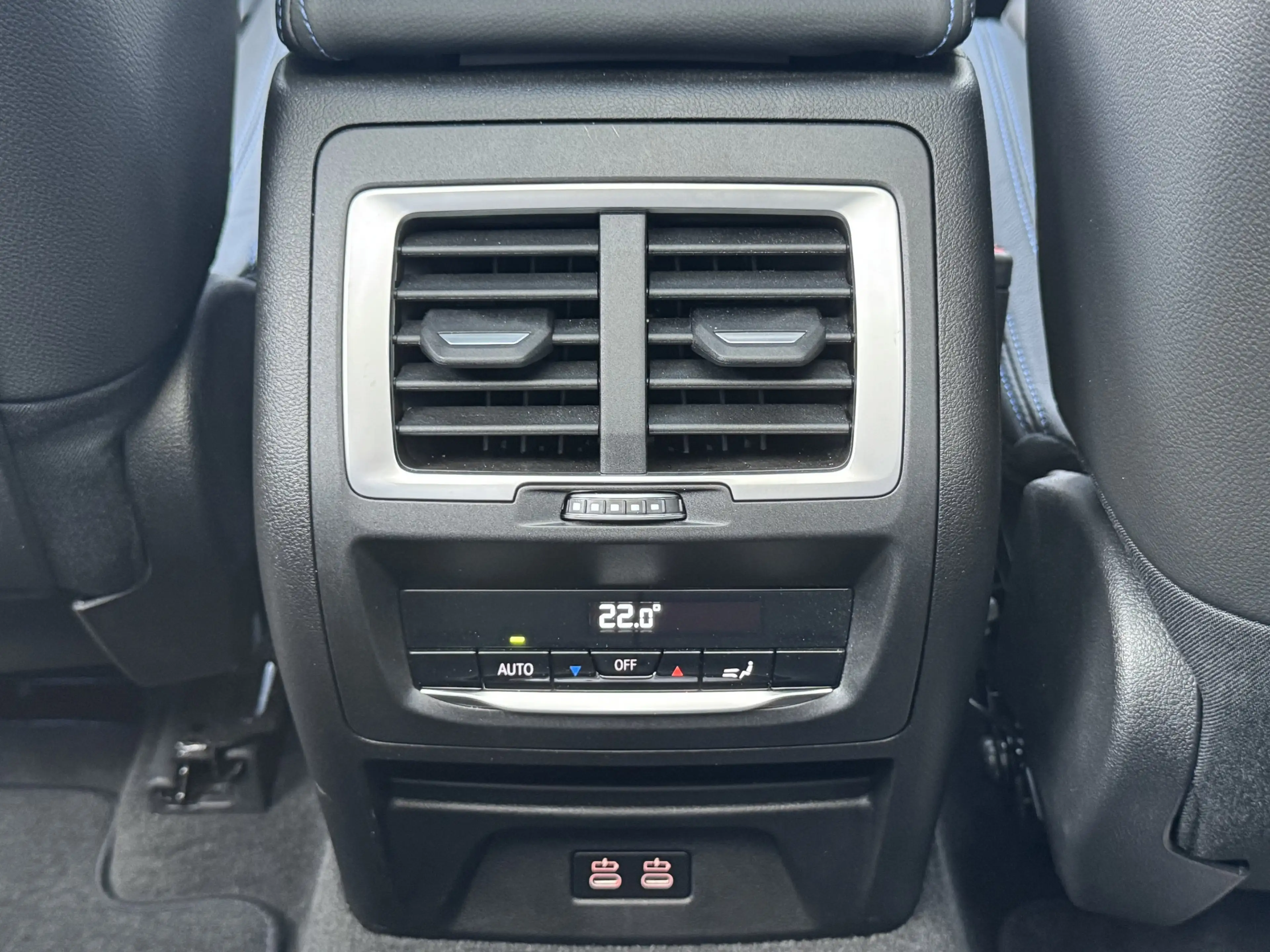 BMW iX3 M Sport Impressive h&k Ad-Led DA-Pro PA+ HuD — photo 19