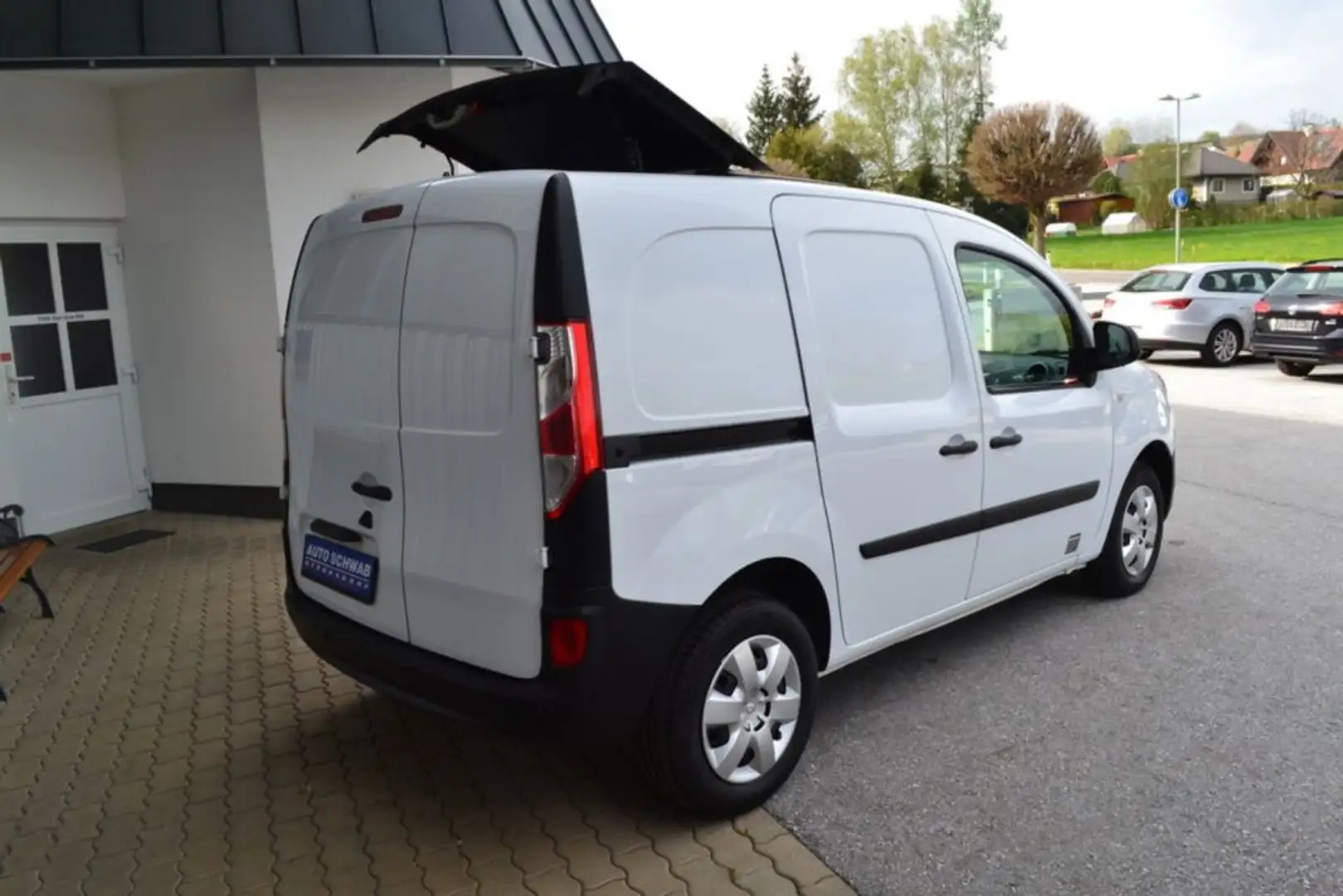 Renault Kangoo Express Medium Energy dCi 75 EU6 L1 **AHK** Weiß - 2