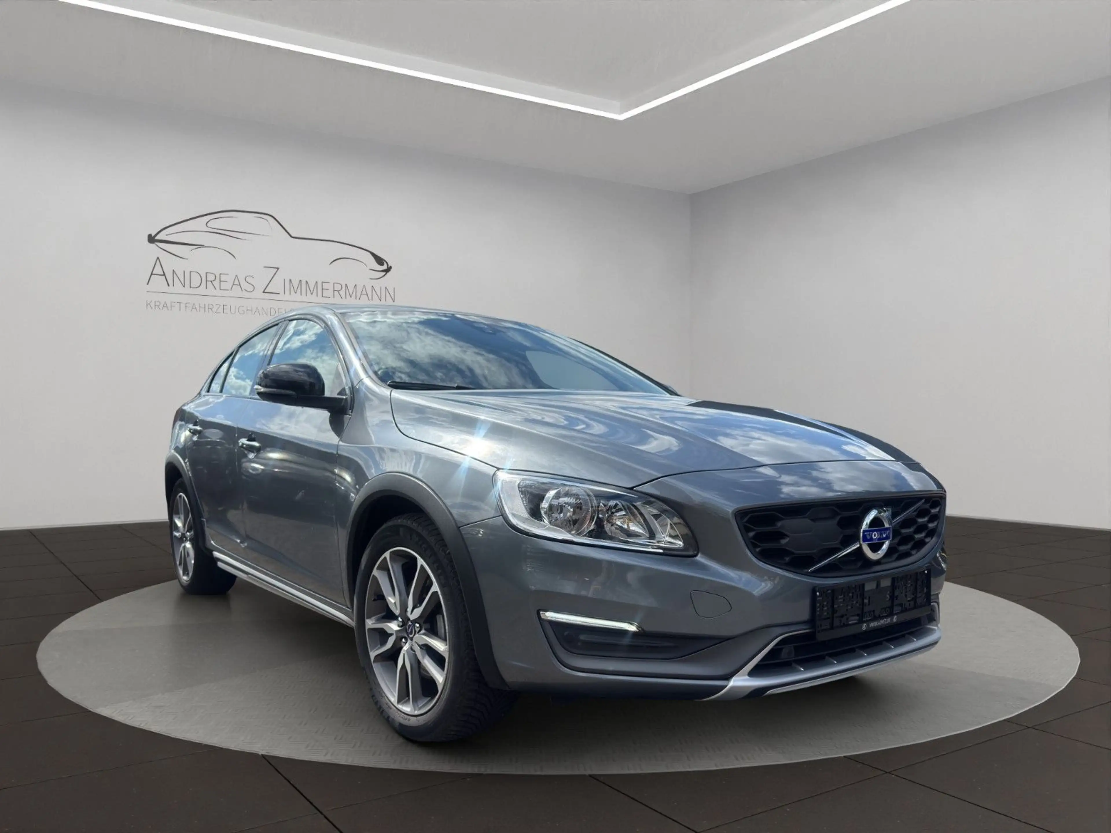 Volvo S60 Cross Country D4 Summum XENIUM/SD/MEMORY/BOR — photo 2