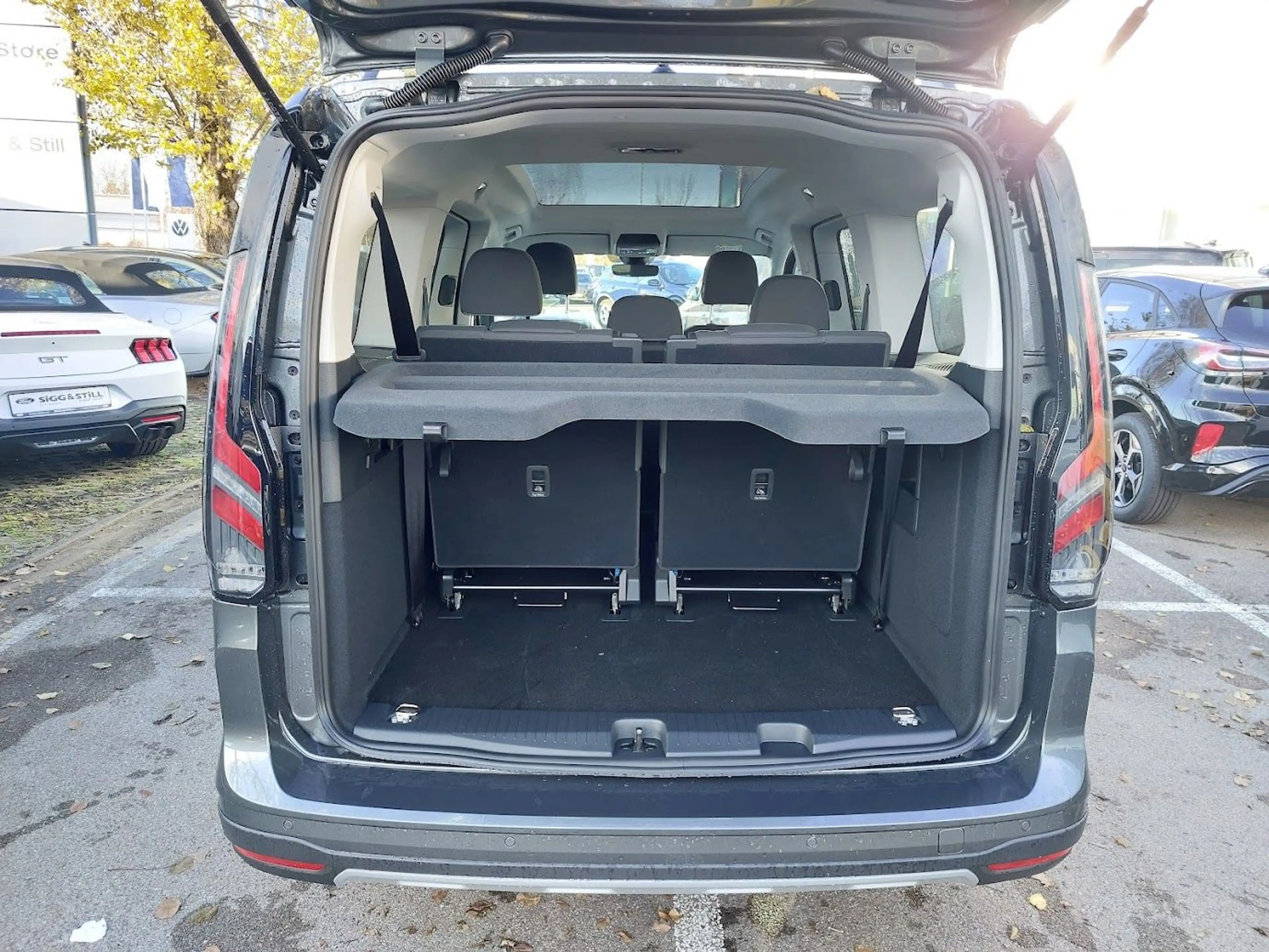 Ford Grand Tourneo Connect Active 2.0 7-SITZER*PANO — photo 8