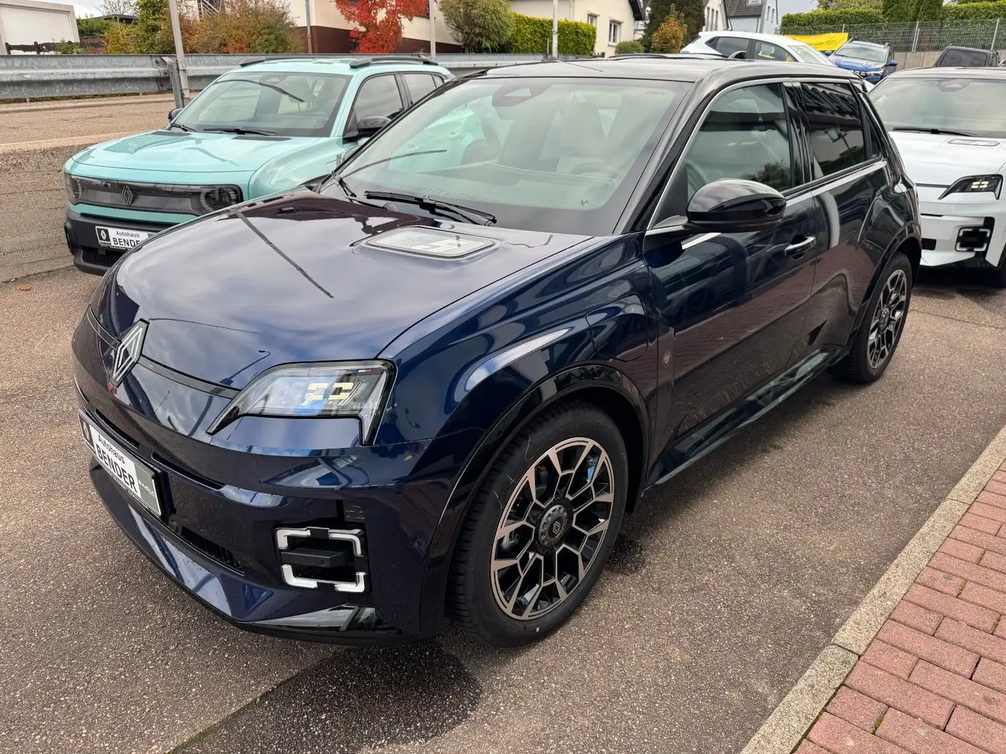 Renault R 5 5 E-Tech Roland-Garros 150 Comfort Range Blauw - 1