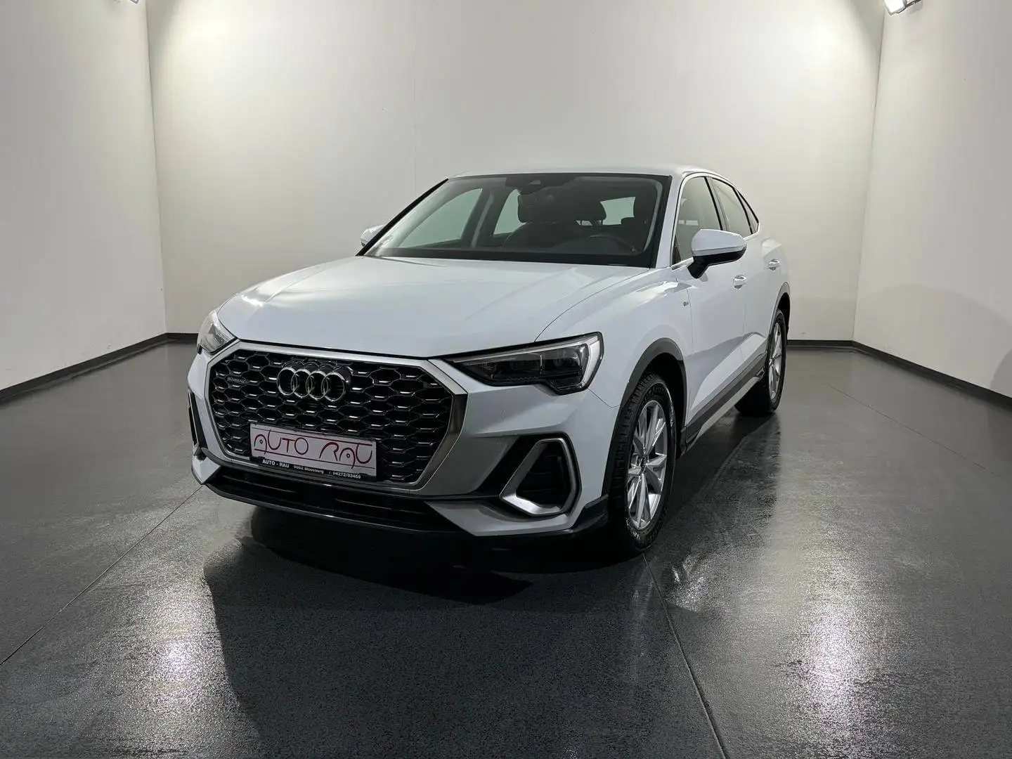 Audi Q3 Sportback 35 TDI quattro S-tronic S-line *LED*NAVI*RFK* Weiß - 2