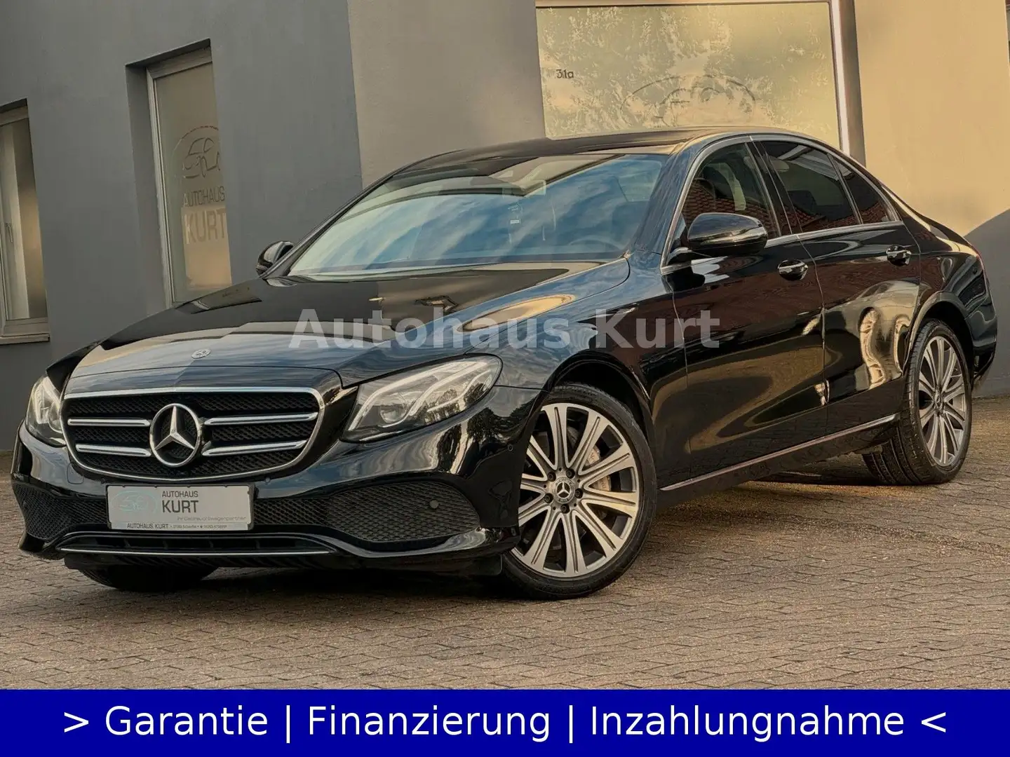 Mercedes-Benz E 400 d 4Matic Avantgarde*WIDESCREEN*MEMORY*AHK* Black - 1