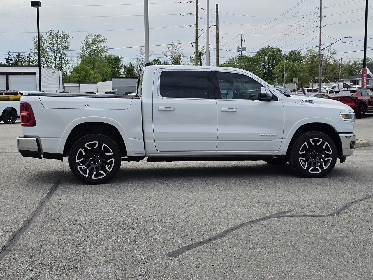 RAM 1500 снимка RAM 1500