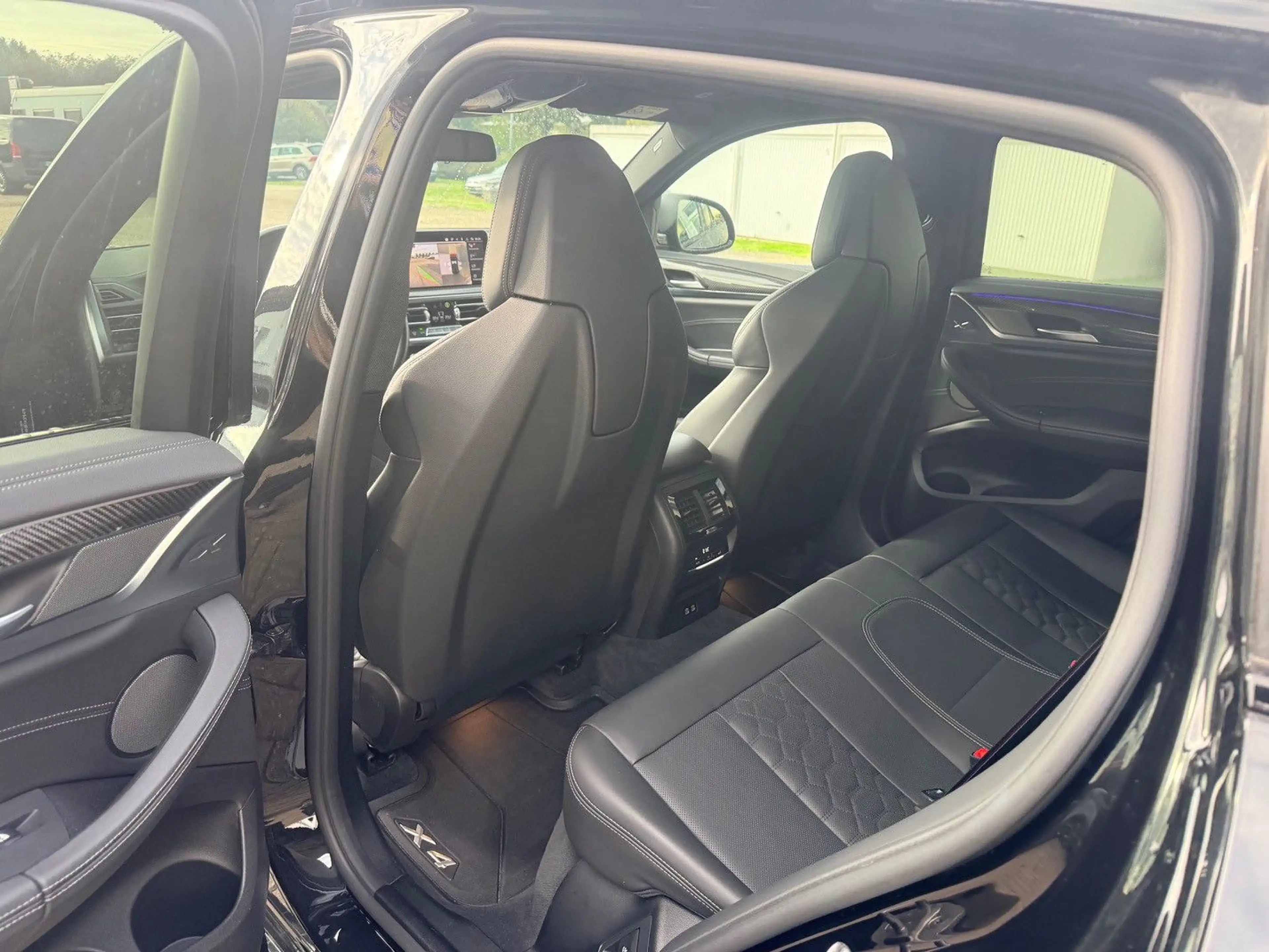 BMW X4 M Competition — photo 15