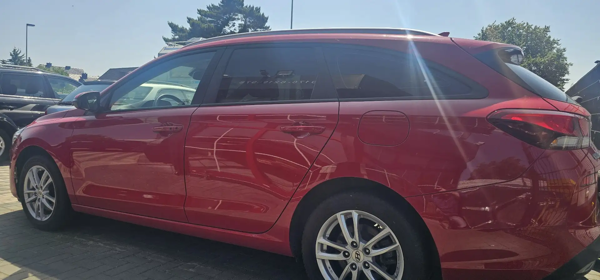 Hyundai i30 1.0 Automatikgetriebe Tüv neu Rot - 2