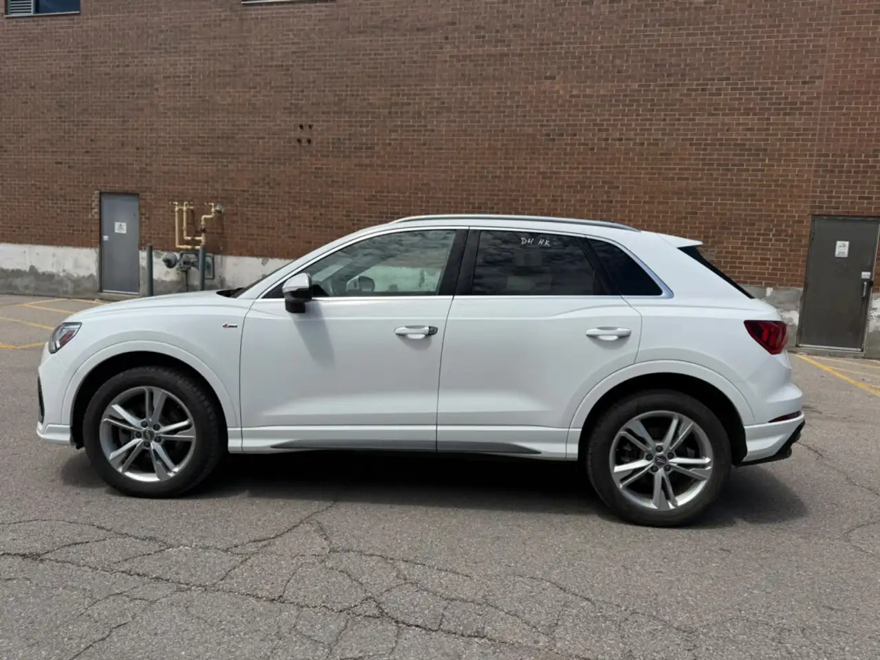 Audi Q3 снимка Audi Q3