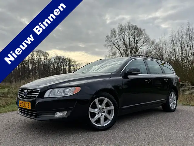 Volvo V70 1.6 T4 Nordic+ | 2e Eigenaar | Leder | Nieuwe Dist