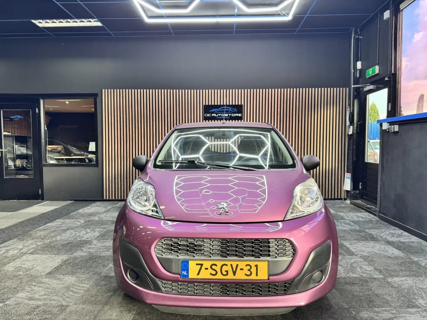 Peugeot 107 1.0 Access Accent Airco dealer onderhouden in perf Paars - 2