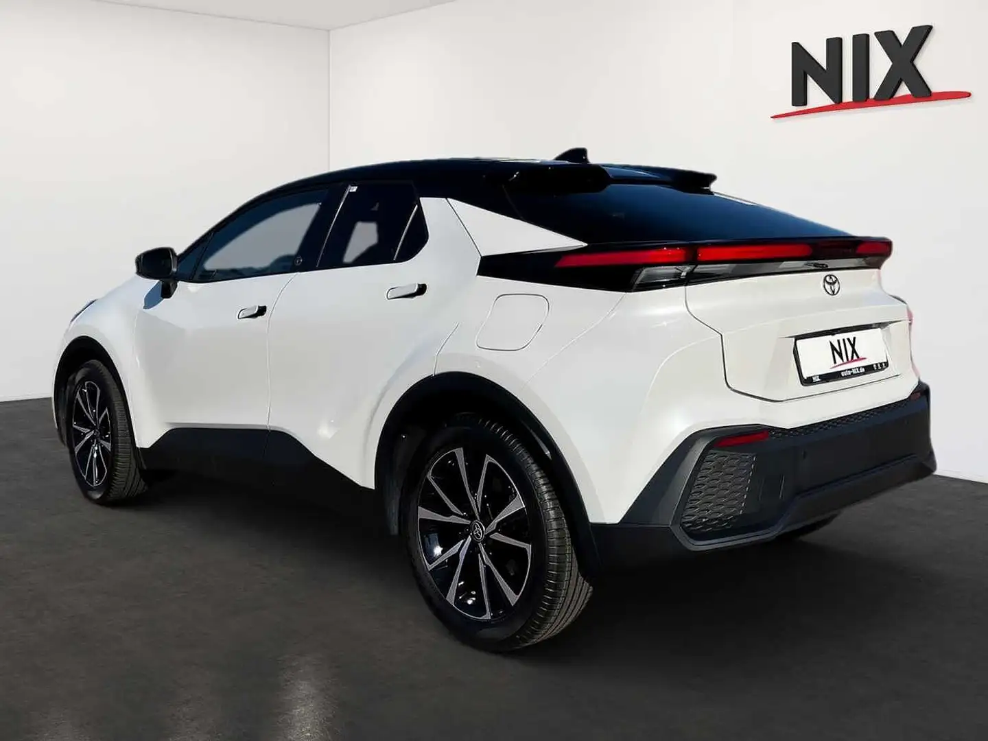 Toyota C-HR 2.0 Plug-in Hybrid Black & White LED Weiß - 2