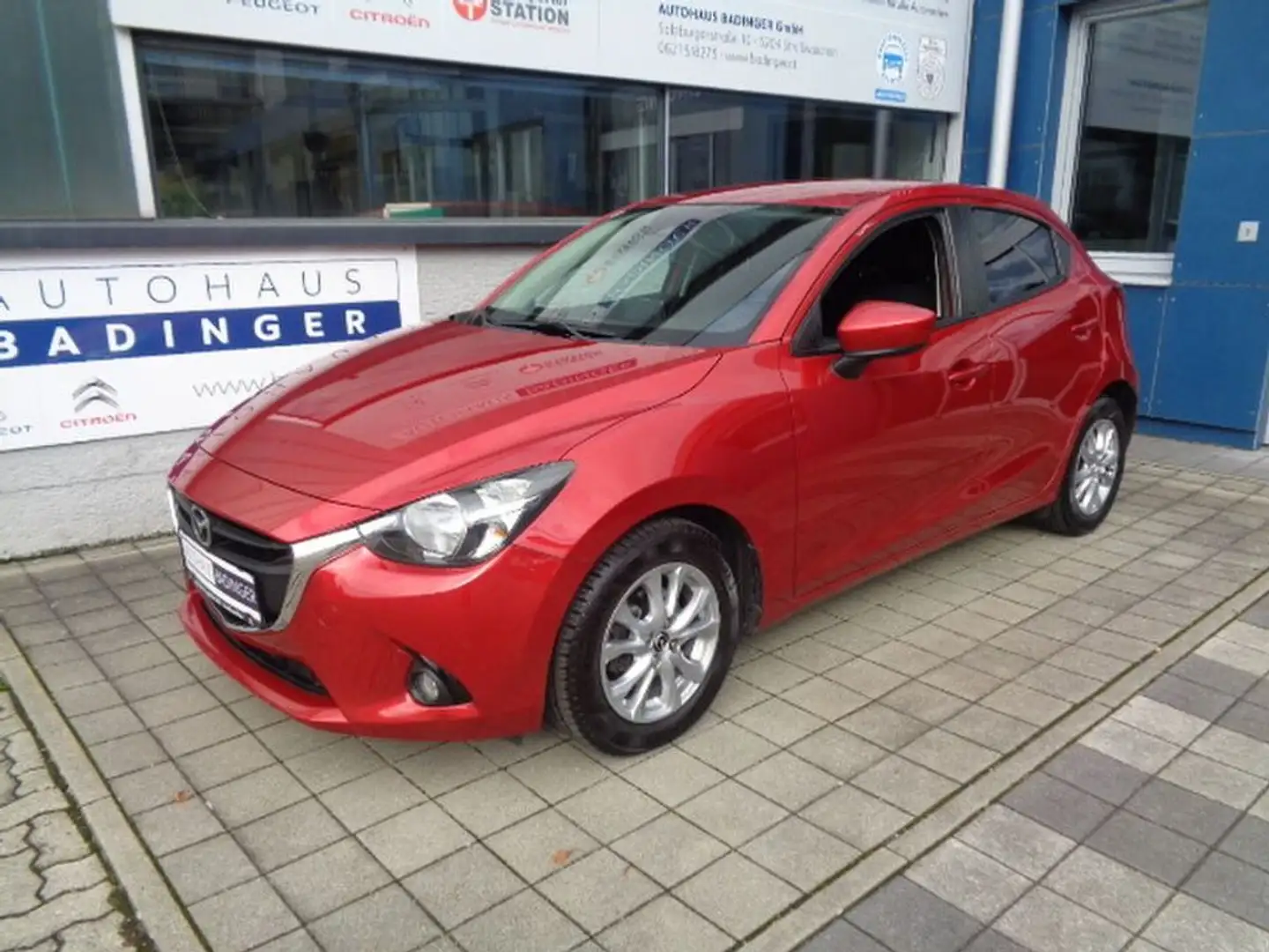 Mazda 2 G75 Attraction 1,5i 75PS Rouge - 1