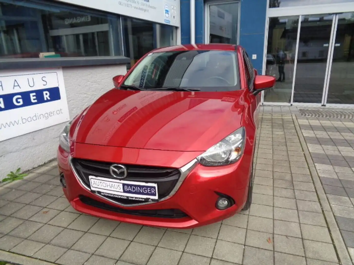 Mazda 2 G75 Attraction 1,5i 75PS Rot - 2