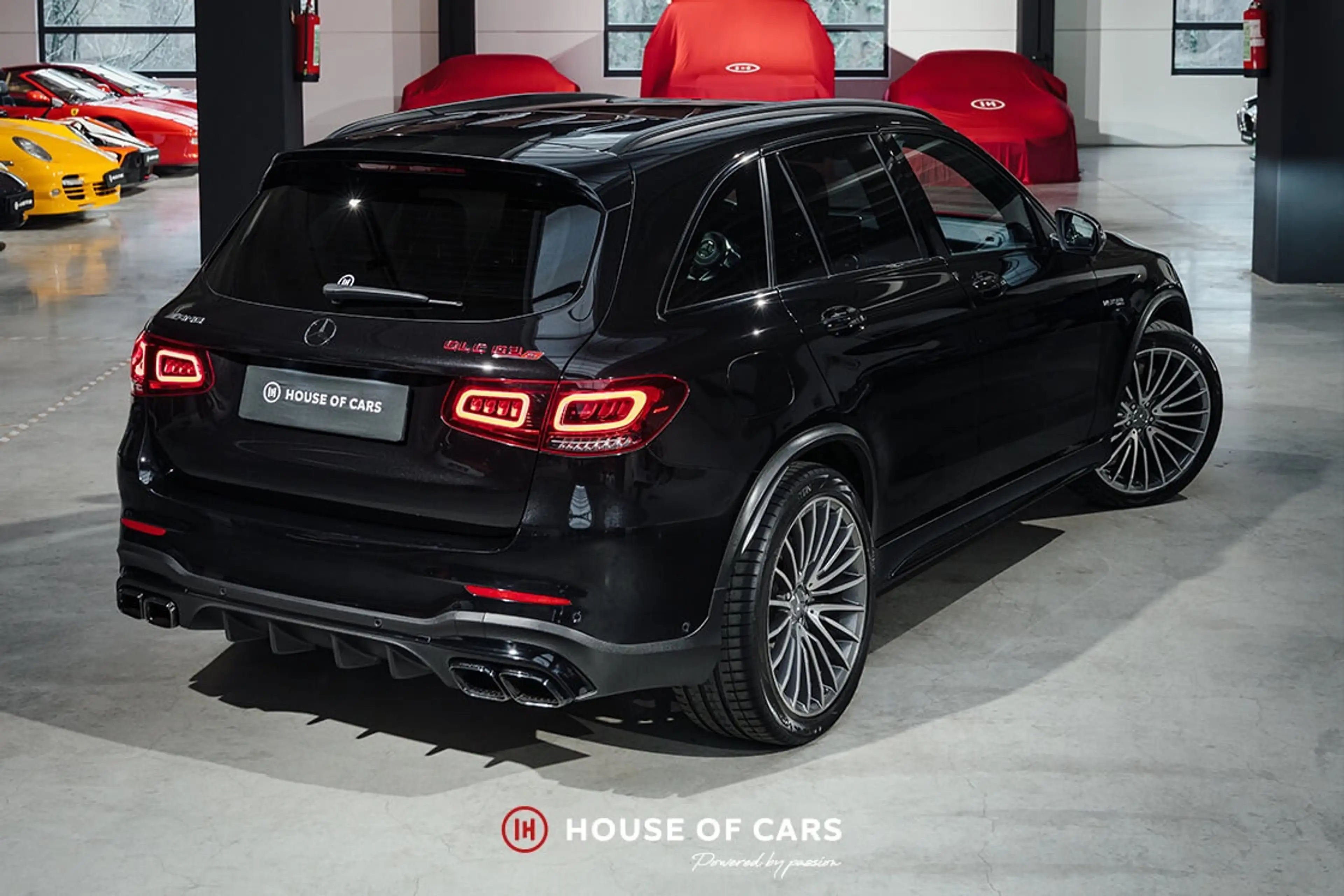 Mercedes-Benz GLC 63 AMG 4MATIC+ 1ST PAINT - OBSIDIAN BLACK — photo 7
