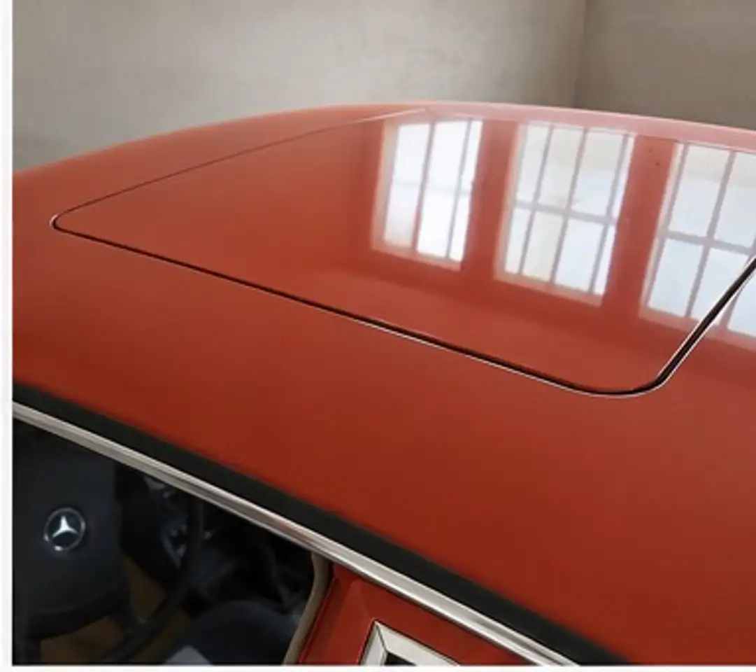 Mercedes-Benz 230, foto 2