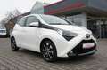 Toyota Sonstige Aygo 1.0 x-shift x-play club *CARPLAY*KAMERA* Weiß - thumbnail 2