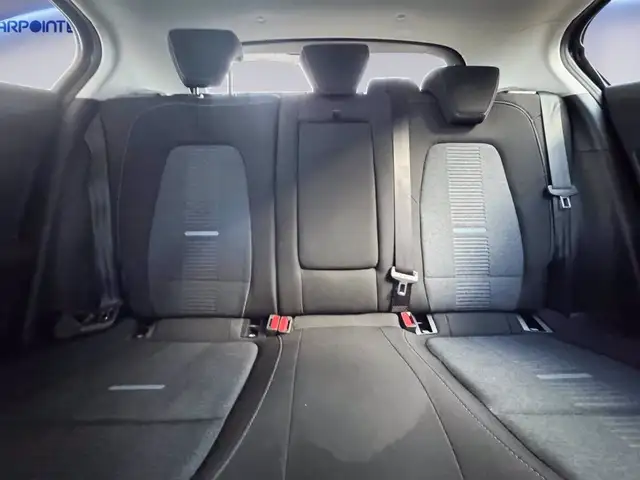 Ford Focus view 8