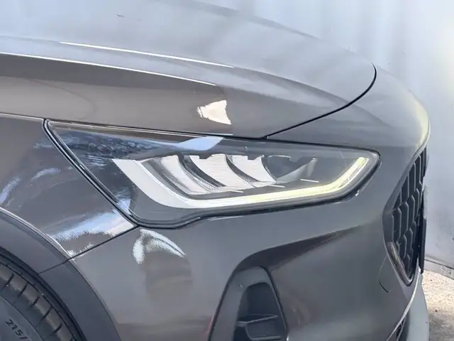 Ford Focus view 12
